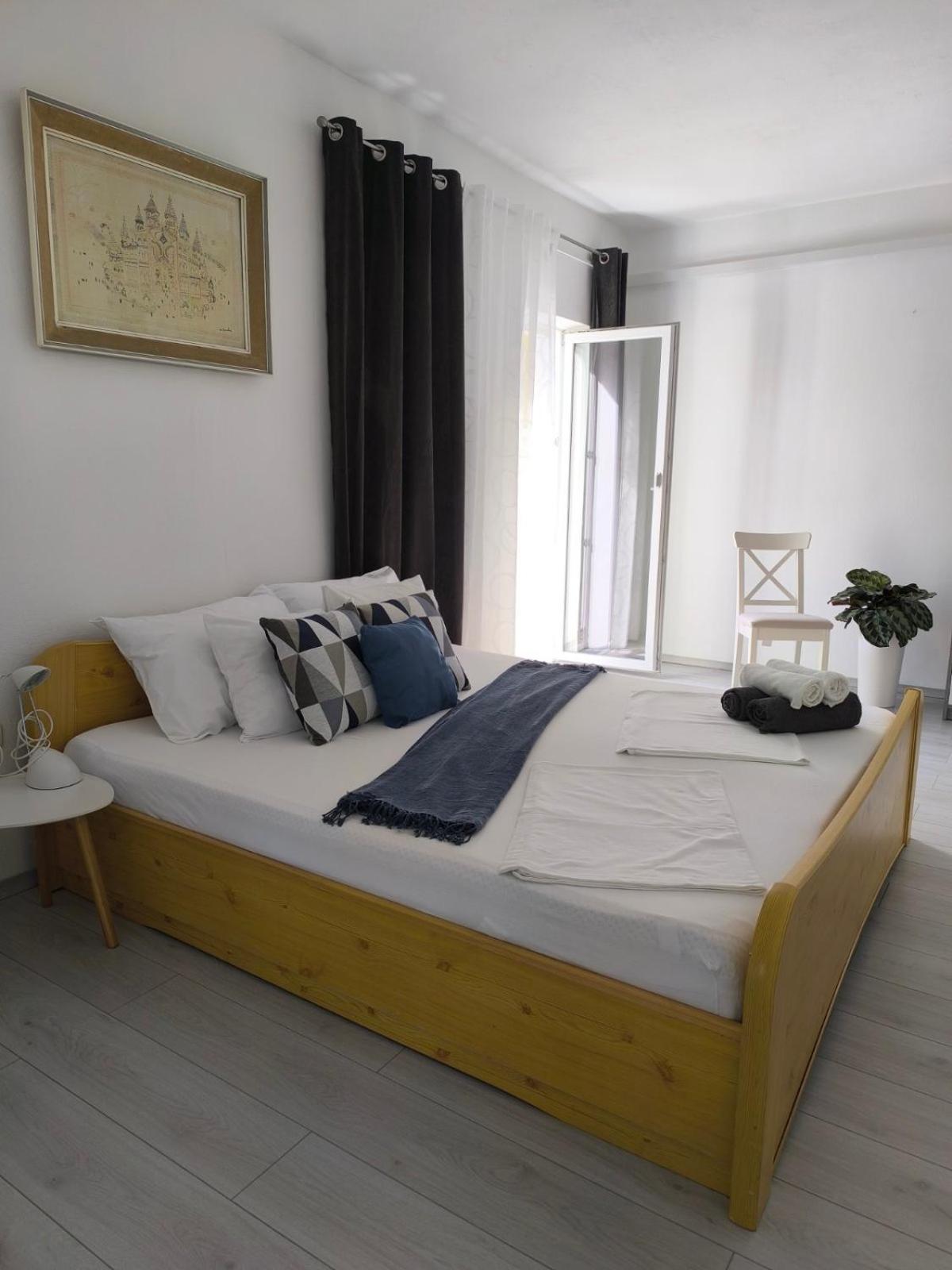 Apartments Jamice โนวีวีโนดอลสกี ภายนอก รูปภาพ